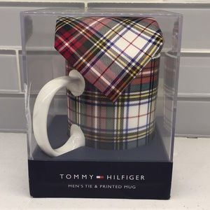 Tommy Hilfiger Tie and Mug Set